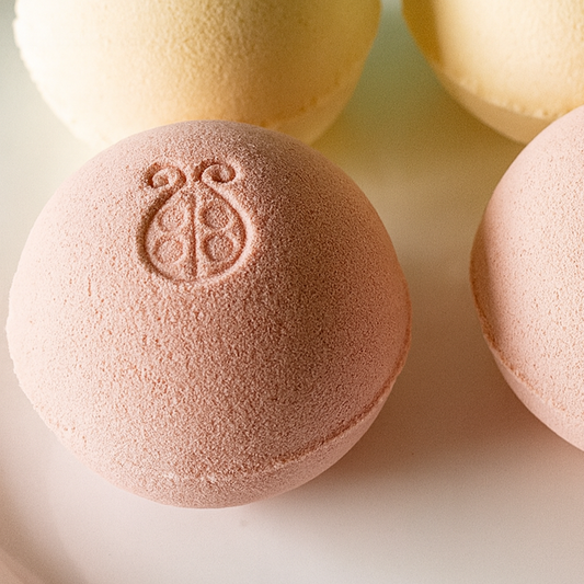 Vanilla Bean Bath Bomb